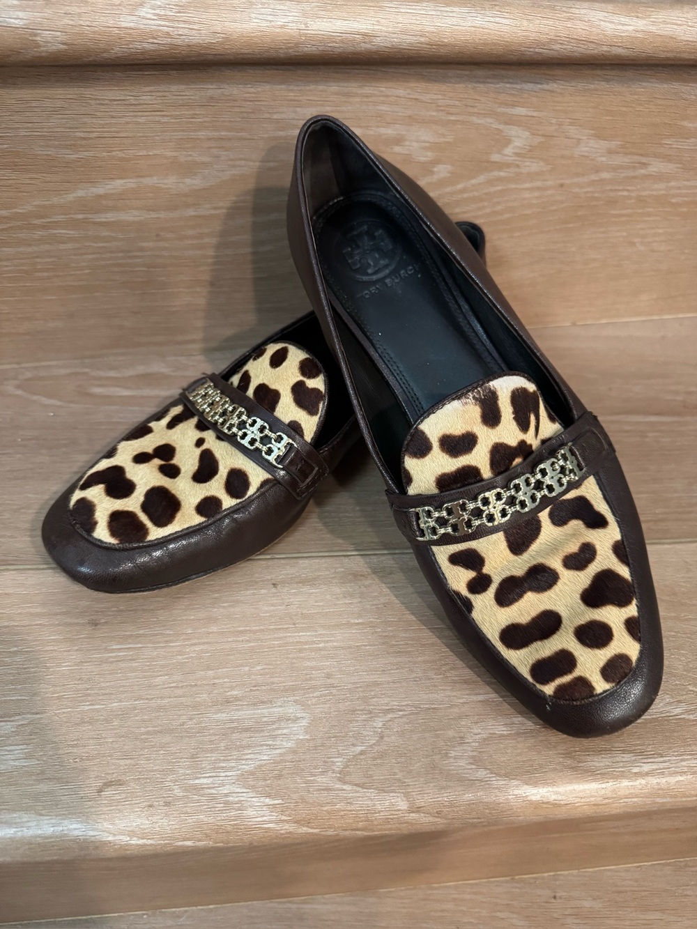 Tory Burch Women Leopard Print Leather Loafers - Brown